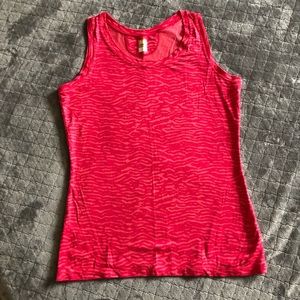 Lucy tech tank - pink size medium
